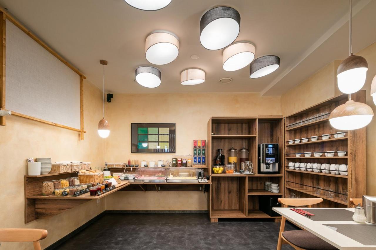 皮特劳恩设计酒店 利贝雷茨 外观 照片